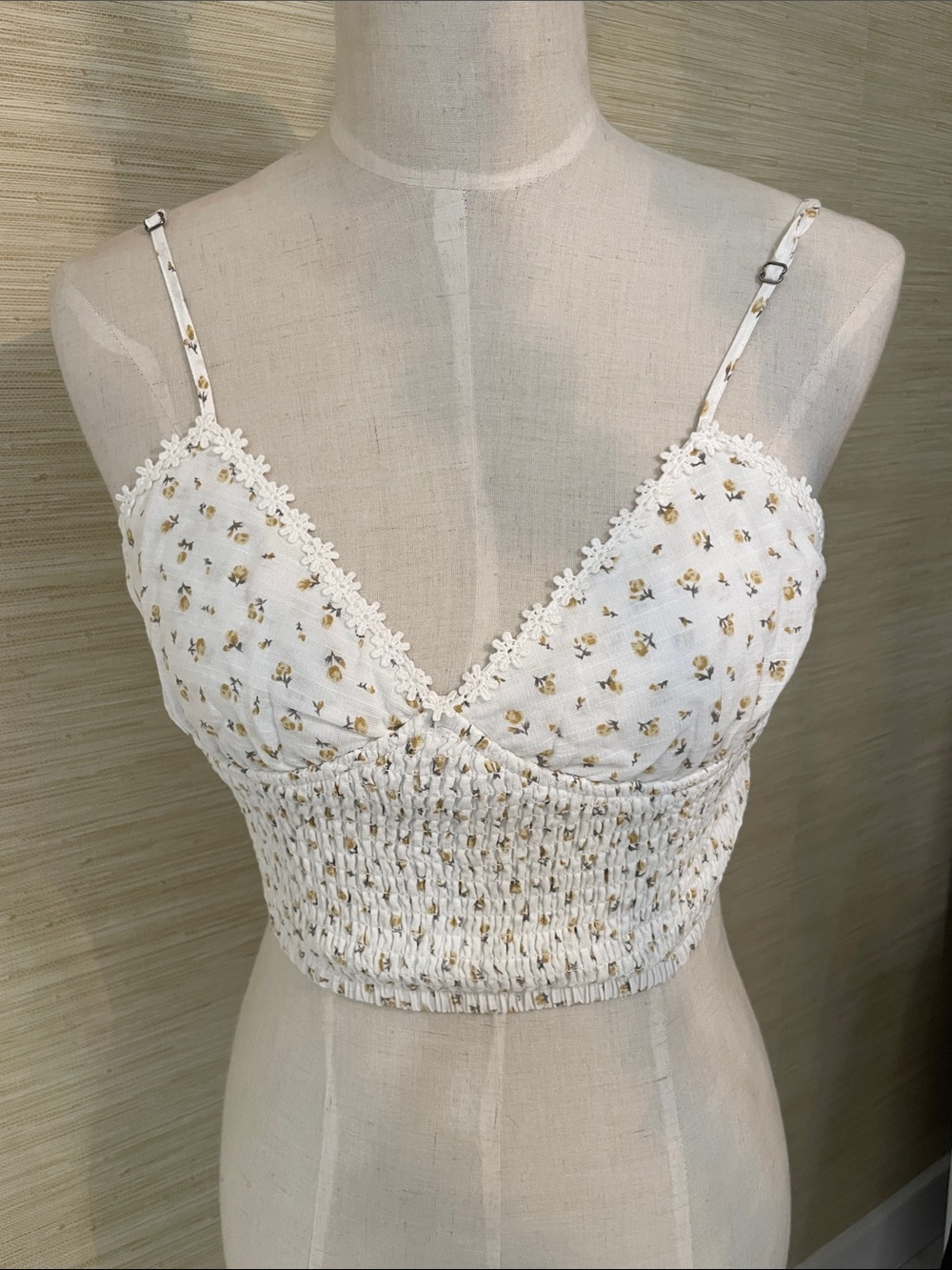 Floral Lace-Trim White Smocked Crop Cami